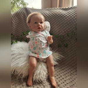 Realistic reborn baby doll